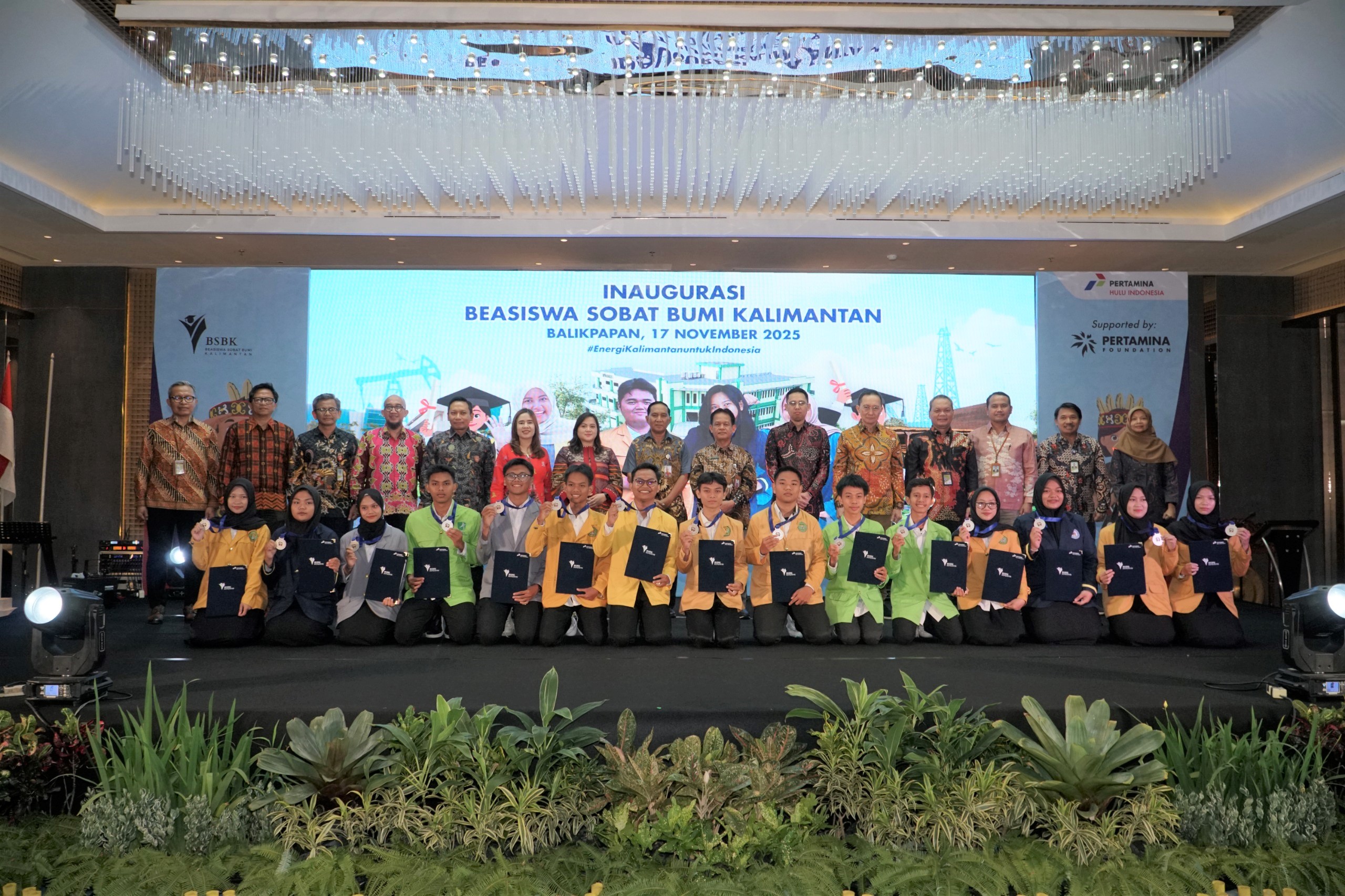 PT Pertamina Hulu Indonesia Berikan Beasiswa Penuh Program Sarjana Bagi 15 Putra-Putri Terbaik Kalimantan